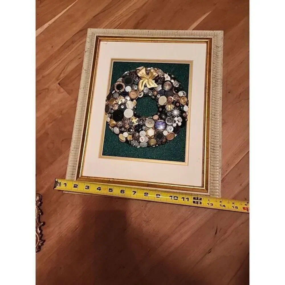 Vtg Jewelry BEAD‎ & BUTTON Christmas Wreath ART One of a Kind Framed 17